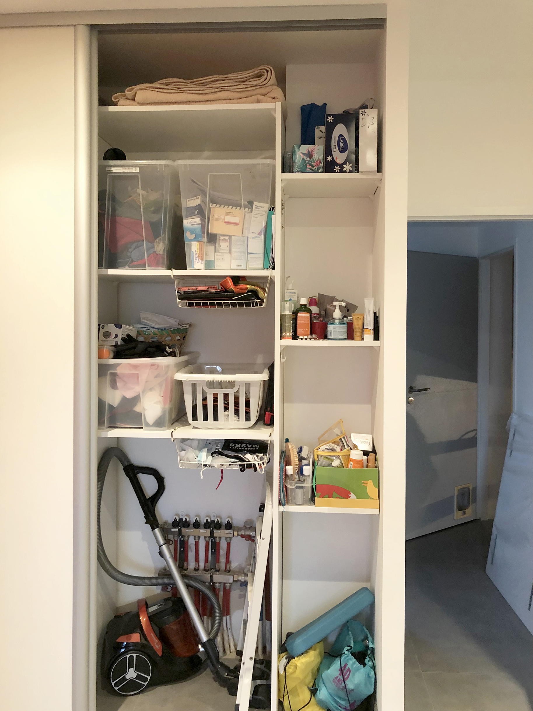 avant-placard-rangement-entree-saint-gely-03