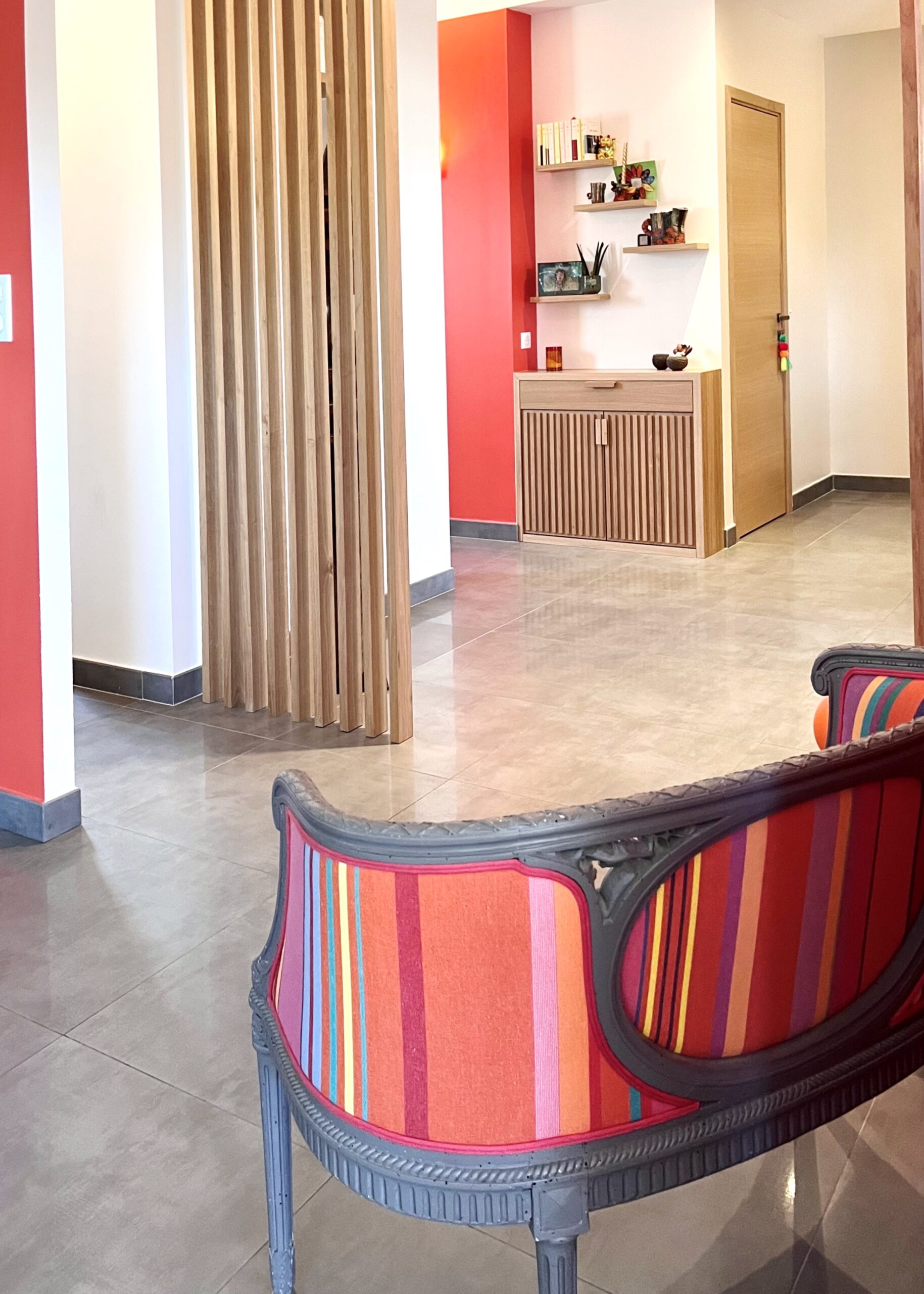 entree-claustra-vide-poche-bois-orange-saint-gely-11