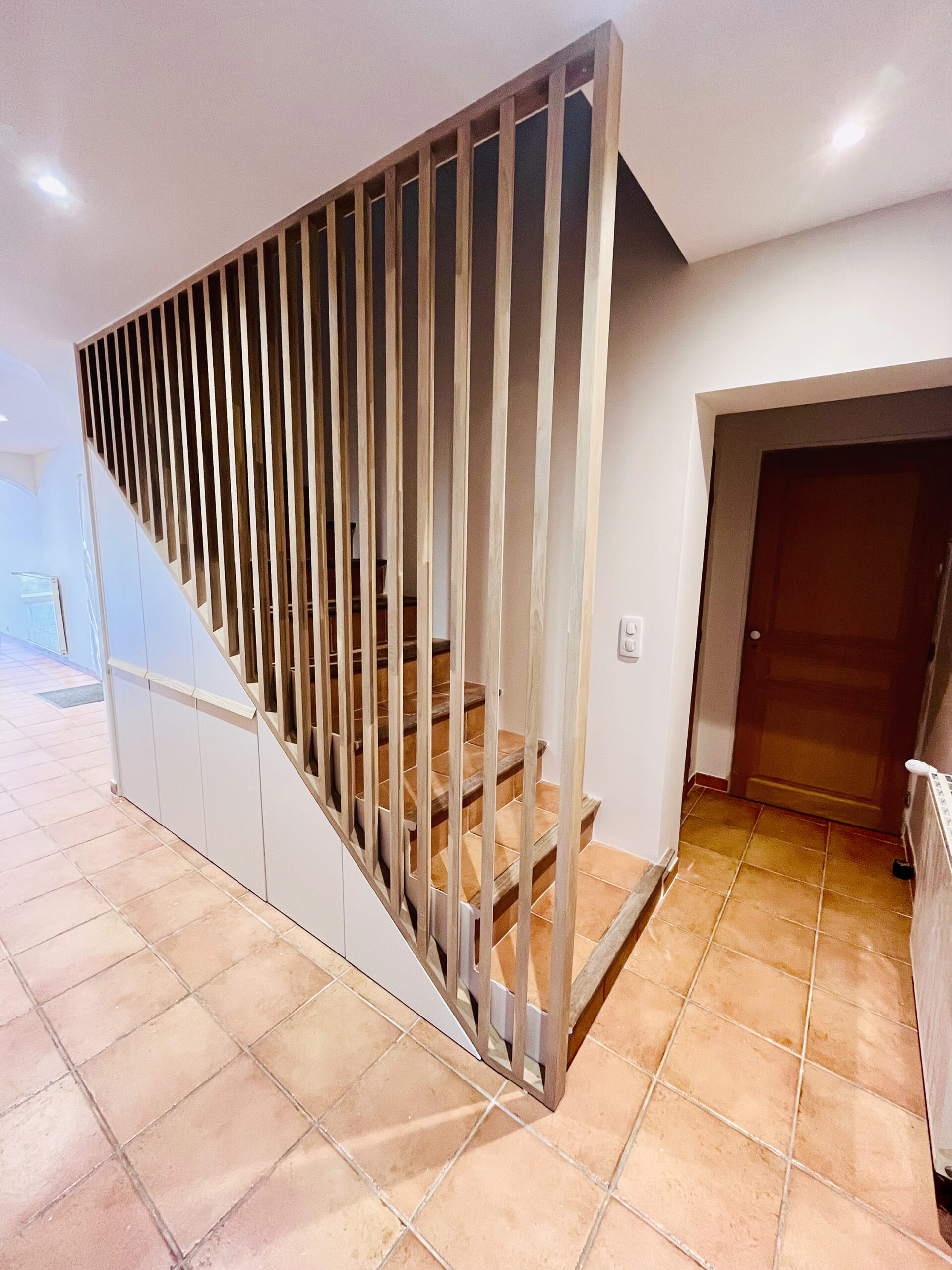 renovation-mas-couloir-escalier-apres-claustra-herault-03
