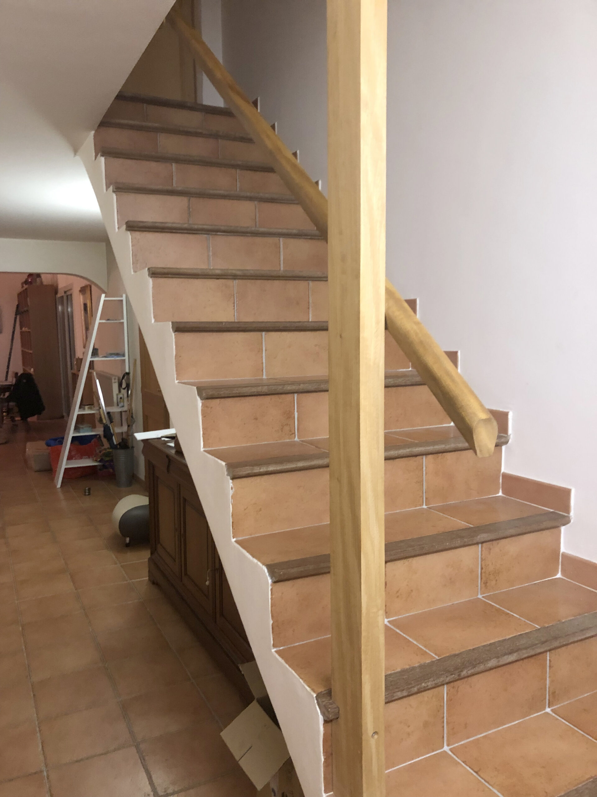 renovation-mas-escalier-avant-travaux-herault-06