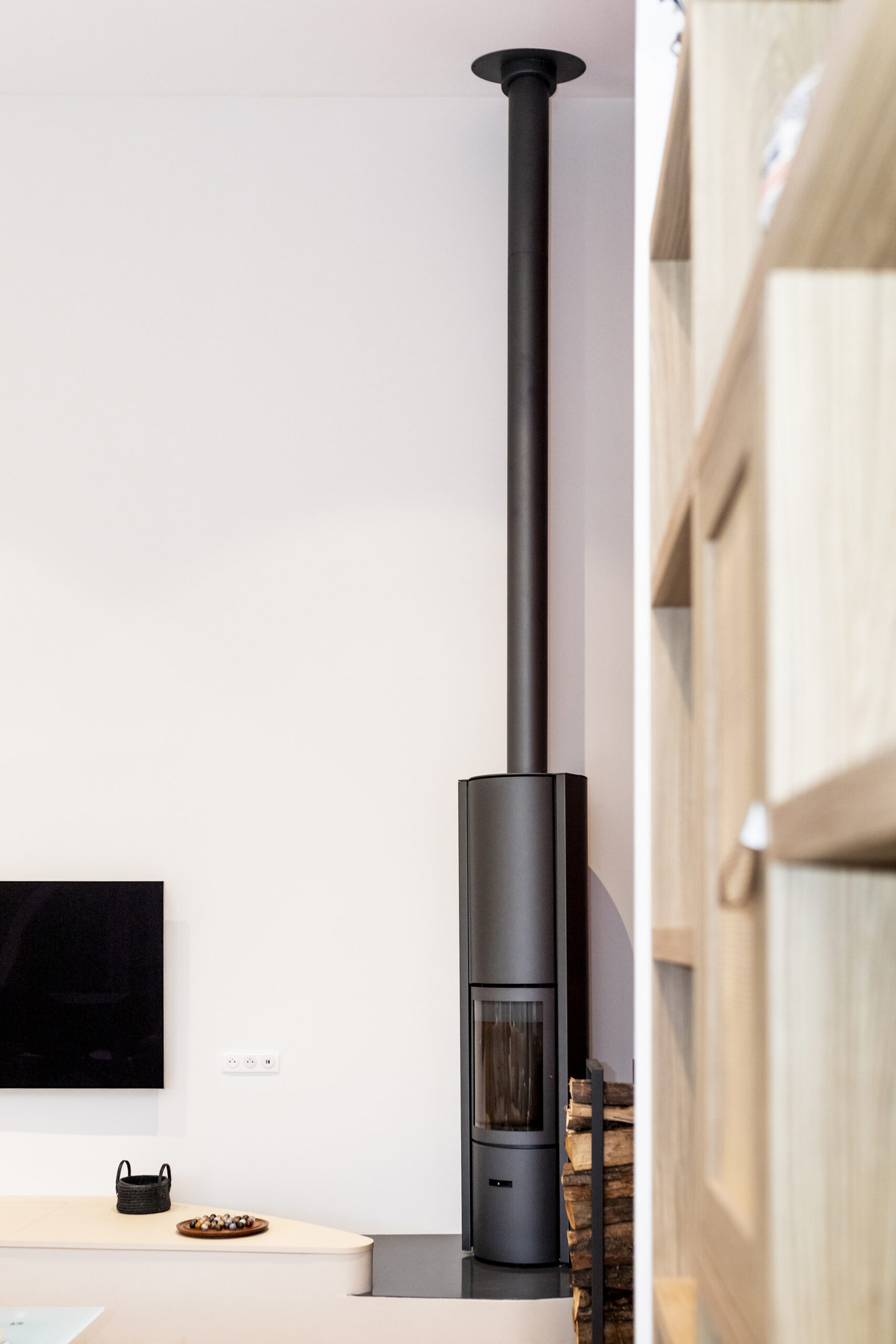 renovation-mas-sejour-apres-poele-stuv-herault-04