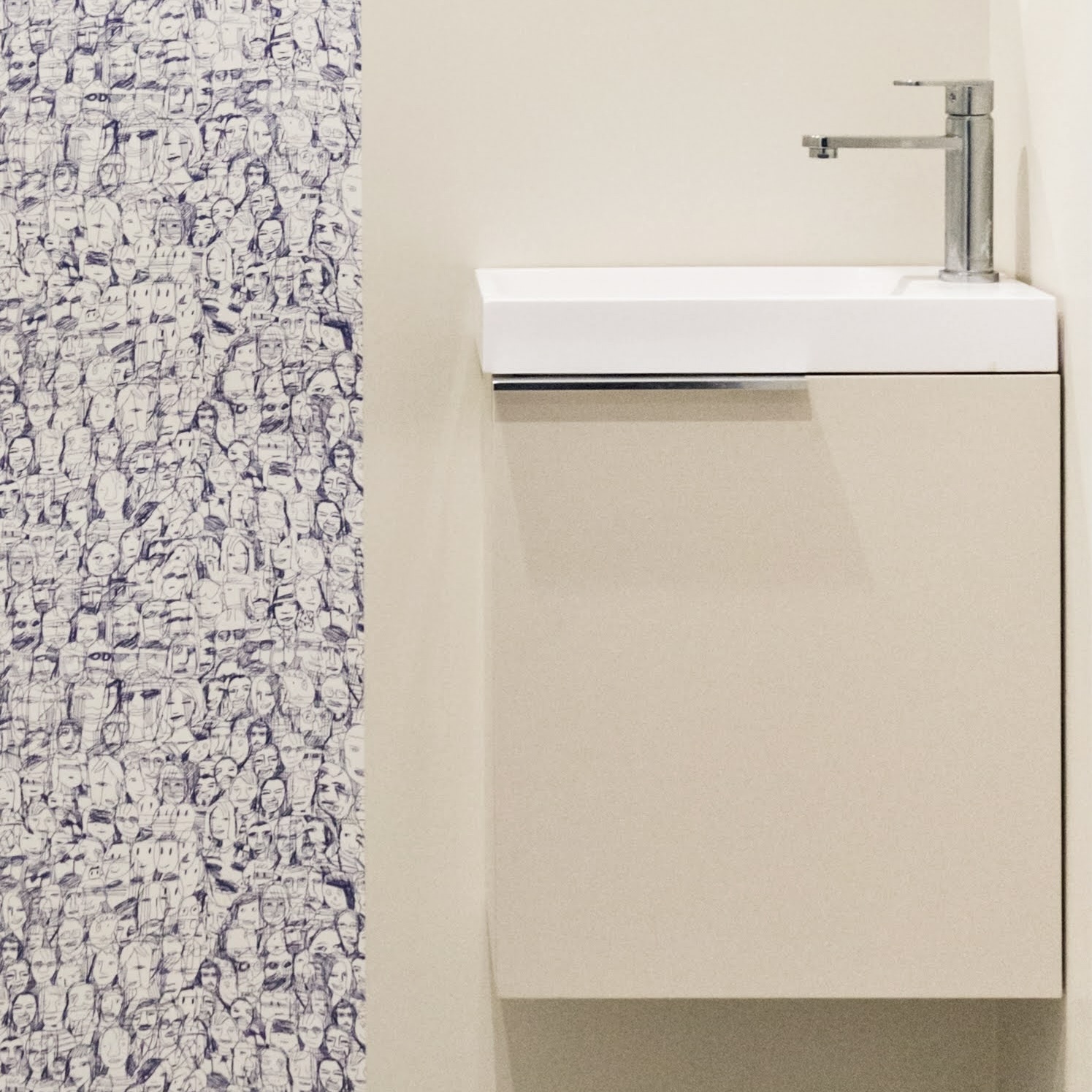 renovation-toilettes-papier-peint-detail-montpellier-15