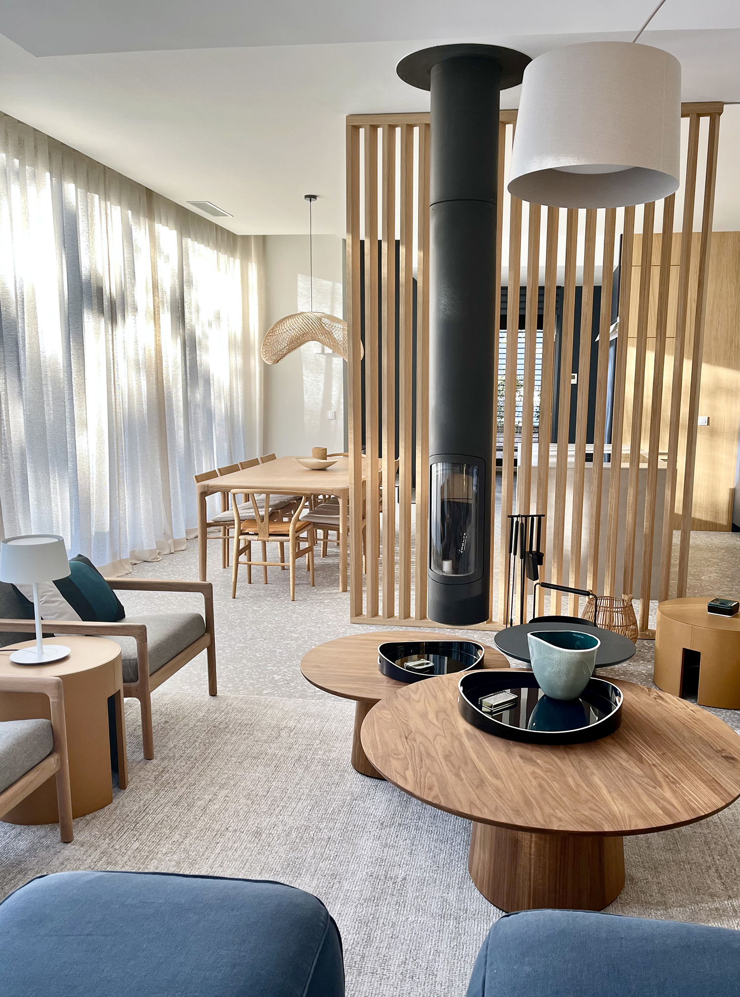 villa-zephyr-salon-slim-FOCUS-grimaud-22