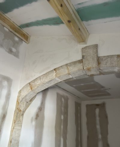 travaux-reprise-mur-placo-montpeyroux-08